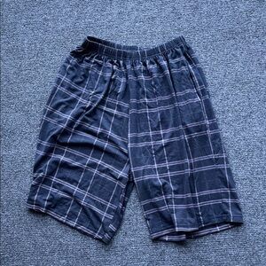 Black Plaid Elastic Waist Shorts